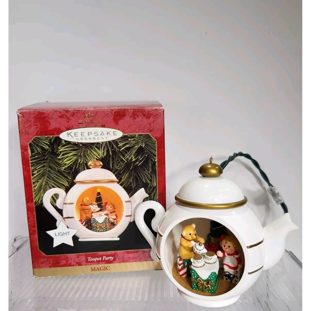 Hallmark Keepsake Ornament 1997 Teapot Party Magic Lighted Teddy Bear Girl Boxed